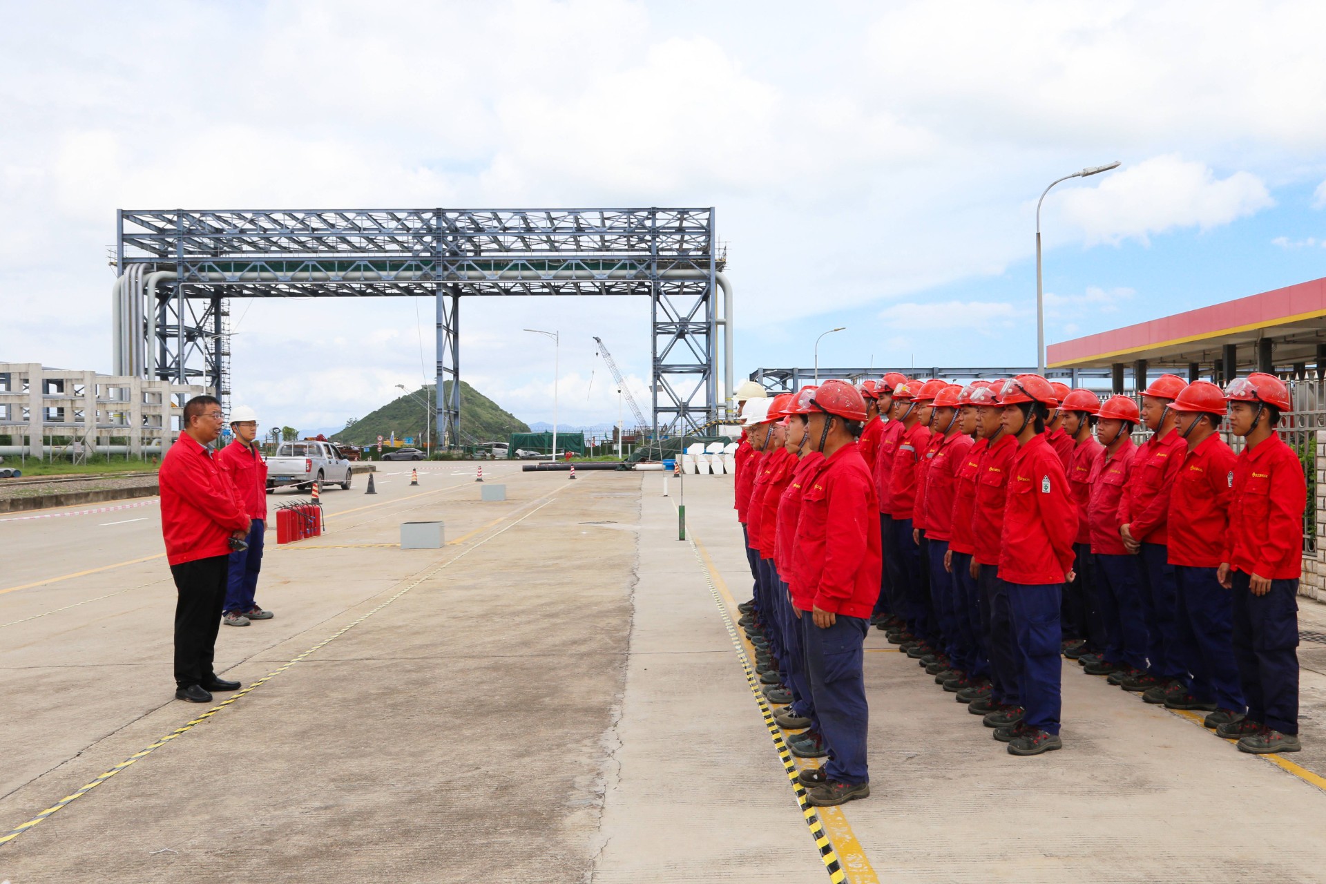 興盛油庫舉辦消防應(yīng)急技能比武活動(dòng)
